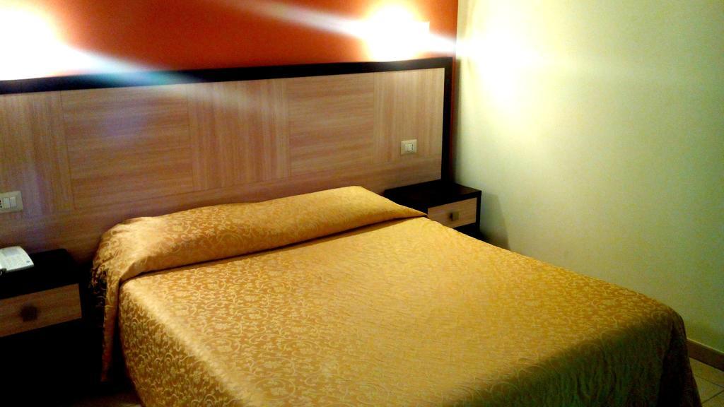 Hotel Giardino مودونيو الغرفة الصورة